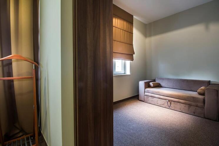 Central Luxury Rooms Omiš Buitenkant foto